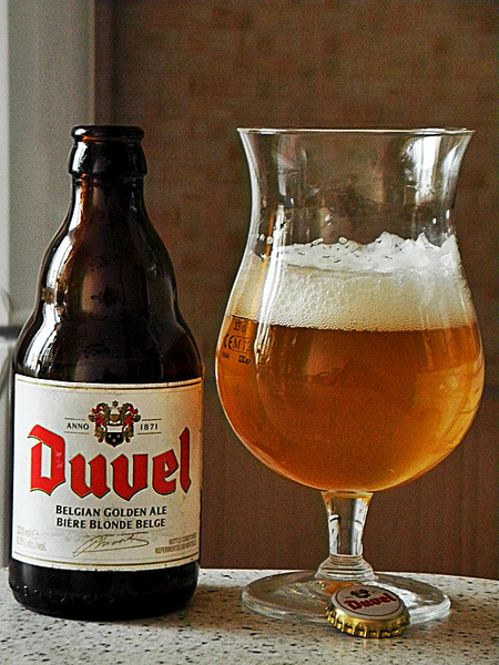 600 X 800 255.4 Kb (18+)   .    -  'Izh-beer'