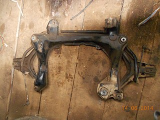 1024 X 768 247.3 Kb Audi 80 1991 .