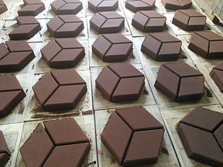 1920 X 1440 320.5 Kb 200 x 136 424 X 640  72.0 Kb    24-11-13