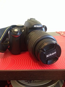 продам NIKON D5000