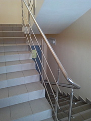 1920 X 2560 195.4 Kb . . ..