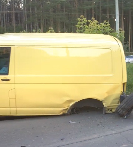 427 x 470 557 x 325 598 x 425 598 x 450 598 x 410 27.06.2014 ДТП на ул. 40 лет Победы