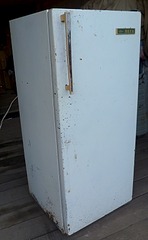 494 X 800 98.4 Kb Холодильники Вега и Свияга, 2 газовые плиты (Воткинск), гладильная доска - все продам