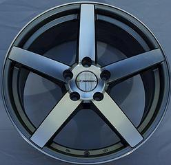 455 X 440  28.3 Kb  Vossen  !