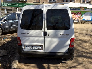 1920 X 1440 262.7 Kb 1920 X 1440 299.4 Kb Peugeot Partner 2010 .