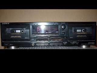 1920 X 1440 127.1 Kb    Sony ()