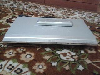 320 x 240 Видео-магнитофон, DVD-плеер продам