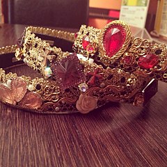 960 X 960 246.3 Kb Darya Bogatyreva: ободки в стиле Dolce&Gabbana, ягодные тиары, цветочные венки