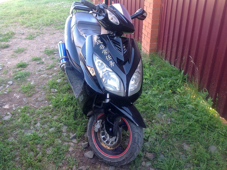 1280 X 956 383.3 Kb Patron Major 180cc  