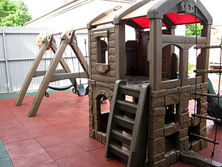 800 X 600 116.6 Kb 1100 X 825 167.7 Kb   