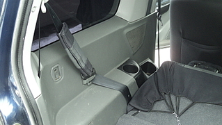 800 X 451 332.7 Kb Mitsubishi Pajero 2001 .