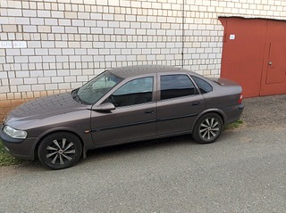 1920 X 1434 633.4 Kb 1920 X 1434 773.7 Kb Opel Vectra 1998 .