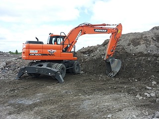 1920 X 1440 793.0 Kb DOOSAN, HIDROMEK, ST, Titan, Sunbear .  .