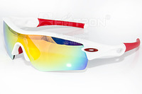 1500 X 1000 328.8 Kb 1500 X 1000 483.0 Kb          OAKLEY 