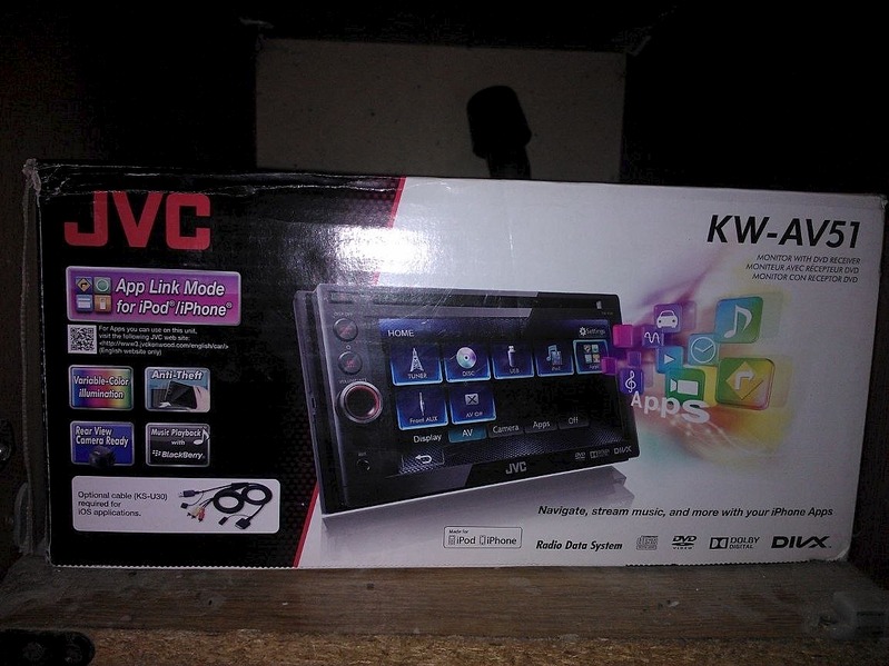 1155 X 866 209.9 Kb   jvc kw av51