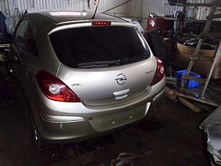 640 X 480 139.6 Kb  Opel Corsa D (  )