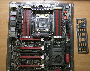 1100 X 861 209.1 Kb   2011: Asus Rampage IV Extreme