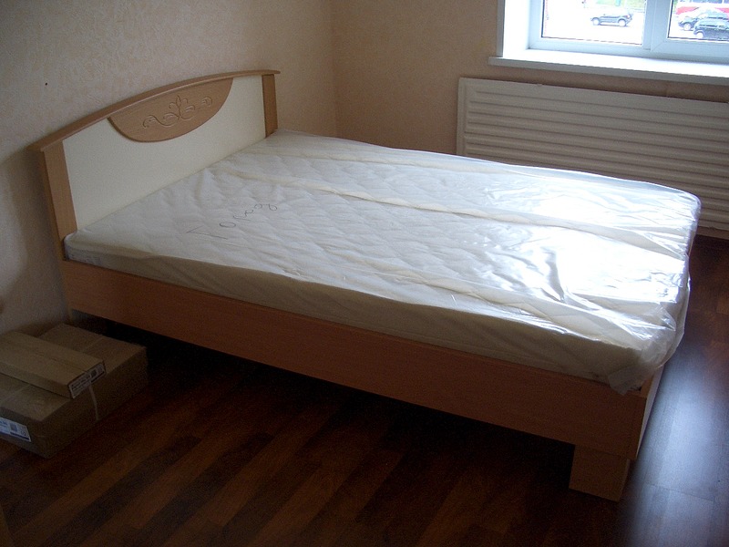 1280 X 960 661.0 Kb 1280 X 960 677.0 Kb   2-      2-  12000 , 