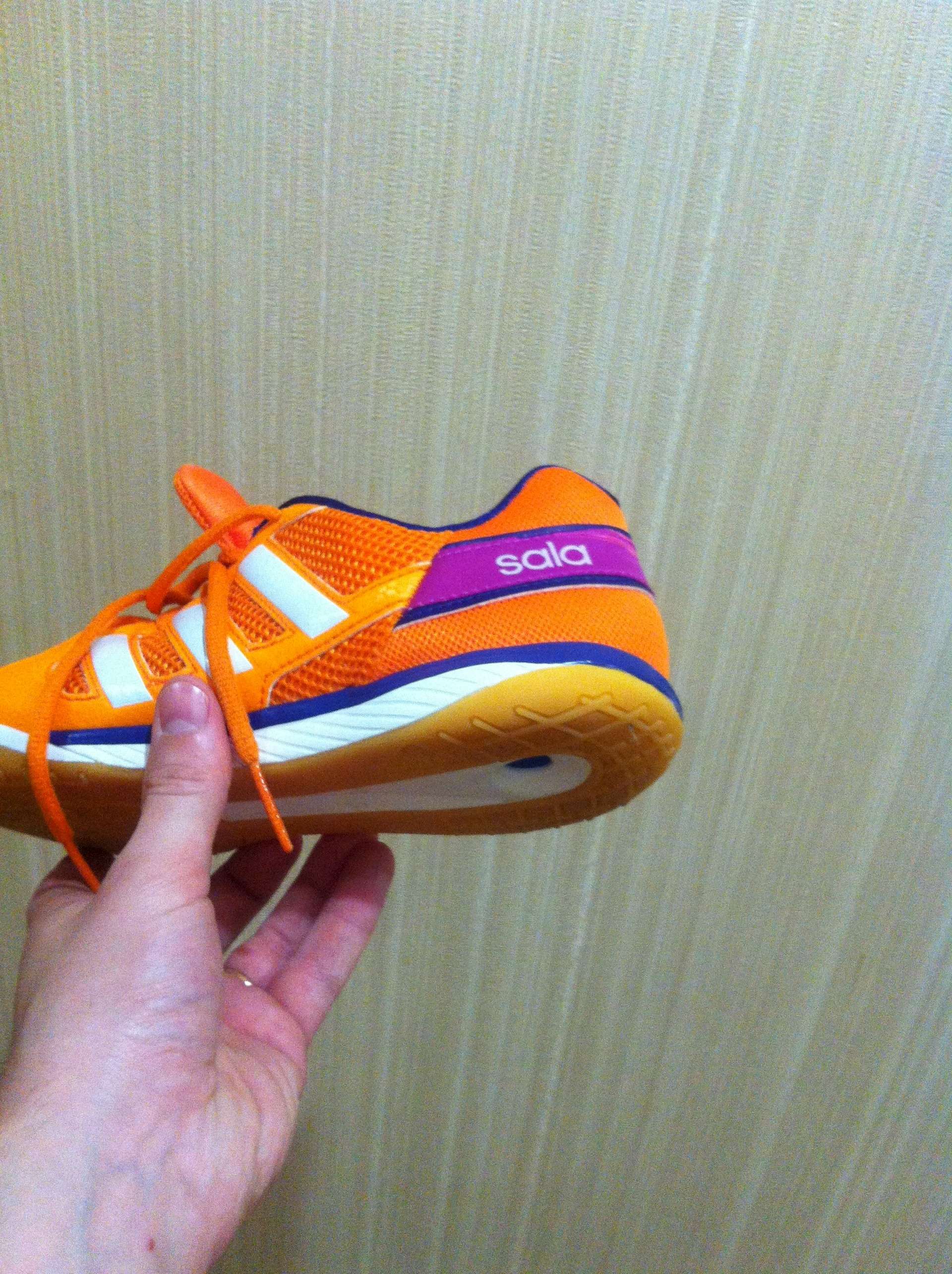 Adidas sala футзалки оранжевые