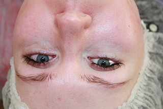 1920 X 1280 420.5 Kb  .   !