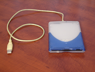 1024 X 771 274.9 Kb   DVD-RW USB3    FDD