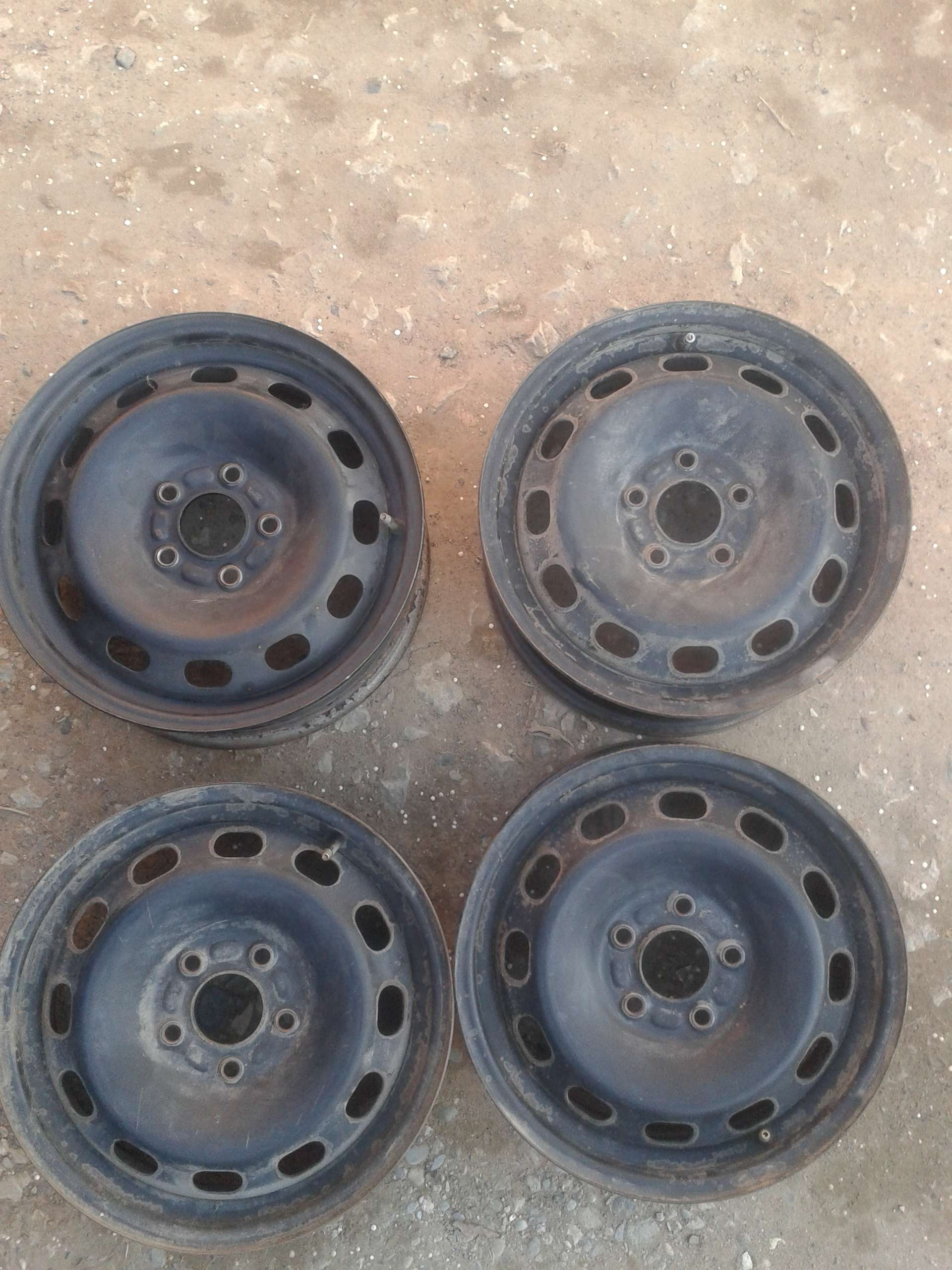 диск штампованный r15 форд фокус 2. форд фокус 2 диски разболтовка. форд фокус 2 на штампах r16. штамп форд фокус 2 р16.