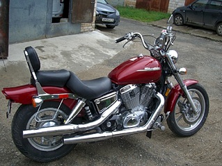 910 X 682 243.9 Kb Honda Shadow VT1100 2002 , ! 195  