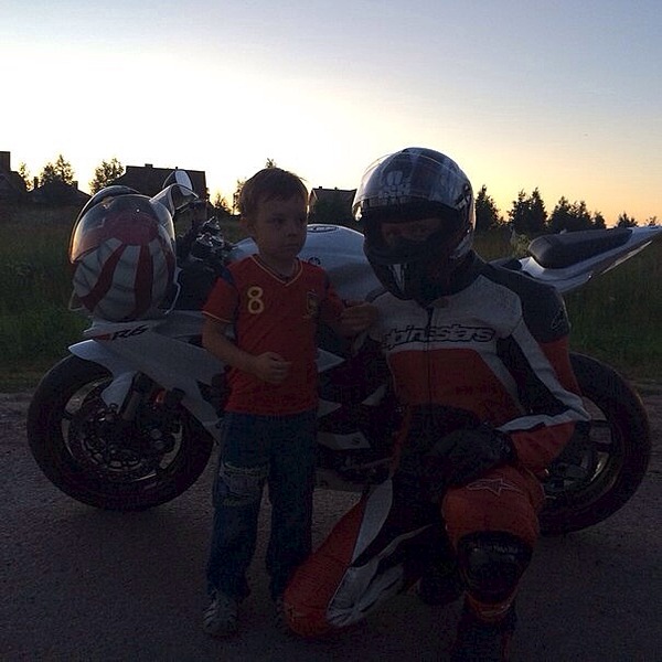 604 X 604  70.7 Kb R6 Yamaha 2011 ���. �����.