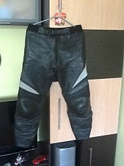 720 X 960 213.6 Kb   )