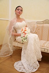 1728 X 2592 739.5 Kb 1728 X 2592 384.6 Kb 1920 X 1280 444.3 Kb Продам дизайнерское свадебное платье