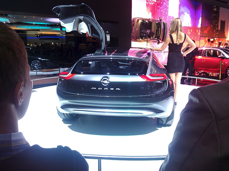 1920 X 1440 644.0 Kb -2014