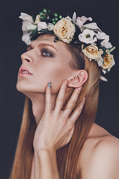 800 X 1200 820.0 Kb ! -   