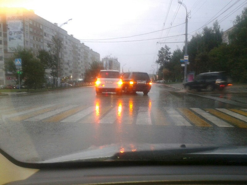 1280 X 960 160.7 Kb 1280 X 956 158.3 Kb 1280 X 720 171.6 Kb 29.08.2014 ДТП на Пушкинской - Северный, 2 рендж ровера