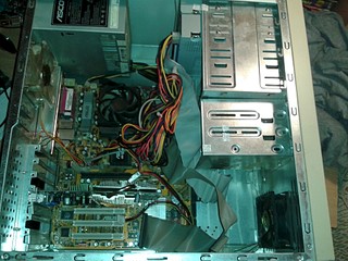 1920 X 1440 512.5 Kb     478    775 ()