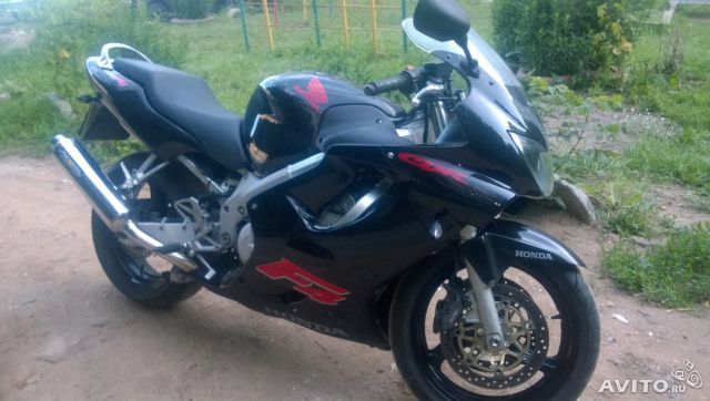 640 x 362 �������� HONDA CBR600 F4