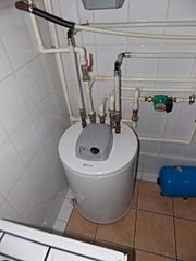 768 X 1024 235.9 Kb 768 X 1024 287.8 Kb 1024 X 768 231.9 Kb 768 X 1024 248.1 Kb 1024 X 768 224.8 Kb Коттедж, ул.Огнеупорная, Татар-базар, 210кв.м., 6950т.р., Фото.