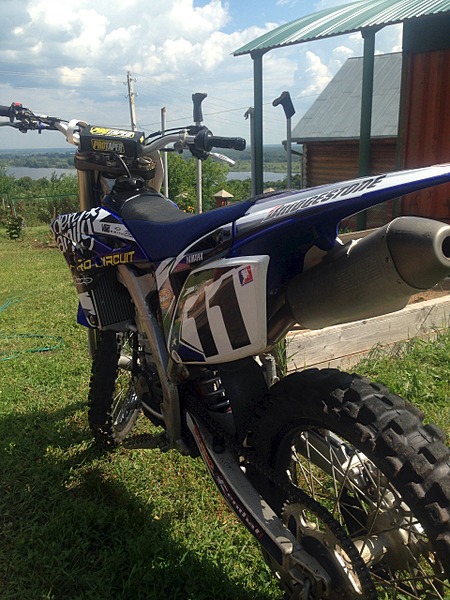 1920 X 2560 466.5 Kb 1280 X 960 358.7 Kb 1920 X 1440 972.1 Kb  Yamaha YZ 250