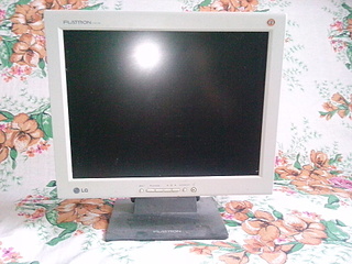 1920 X 1440 933.6 Kb   LG