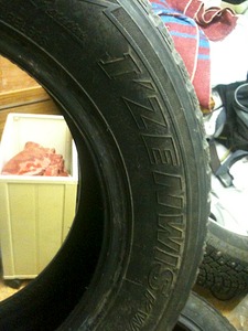 1536 X 2048 253.1 Kb 1536 X 2048 289.3 Kb  4   () 205 60 15