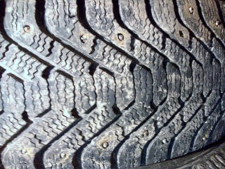 1920 X 1440 952.8 Kb 1920 X 2560 509.9 Kb    205/70 R15 Goodyear Ultra Grip 500