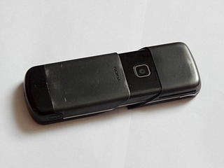 1920 X 1440 339.5 Kb  Nokia 8600 Luna ()