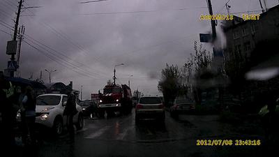 1280 X 720 80.4 Kb 1280 X 720 76.5 Kb 1280 X 720 74.7 Kb 01.10.2014 ДТП на ул. Азина, сбили пешехода на пп