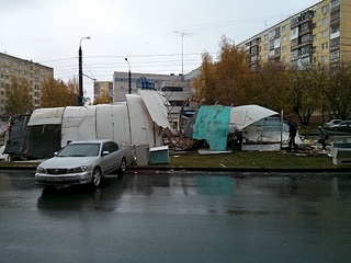 1920 X 1440 929.9 Kb 1920 X 2560 444.1 Kb В городе исчезло много крытых остановок со скамейками.