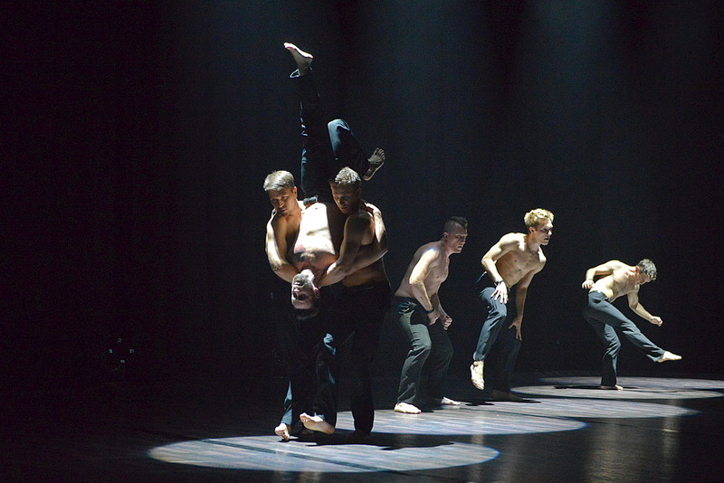 1099 X 734 253.8 Kb 1100 X 734 302.7 Kb 1099 X 734 233.3 Kb 3  -   