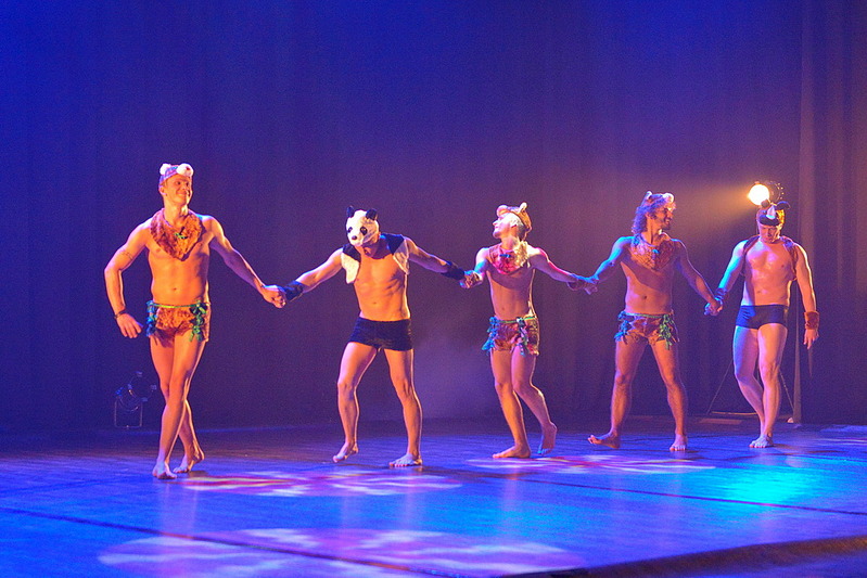 1100 X 734 319.8 Kb 1099 X 734 364.6 Kb 1099 X 734 309.1 Kb 3  -   