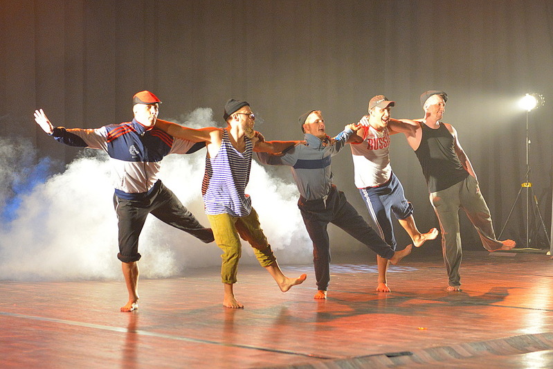 1100 X 734 311.6 Kb 1100 X 734 210.9 Kb 1099 X 734 264.7 Kb 1100 X 734 267.3 Kb 3  -   