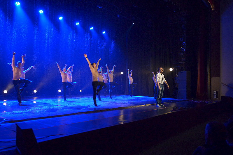 1100 X 734 270.1 Kb 1070 X 734 361.8 Kb 1100 X 734 353.3 Kb 1100 X 734 271.2 Kb 3  -   