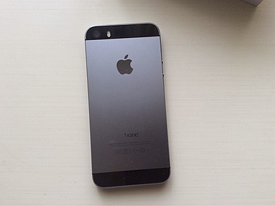 продам iPhone 5s