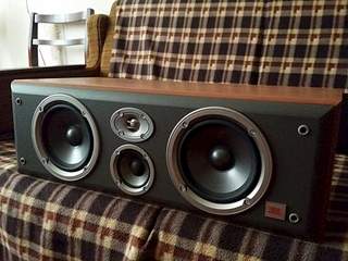 1920 X 1440 943.2 Kb продам центральный канал JBL
