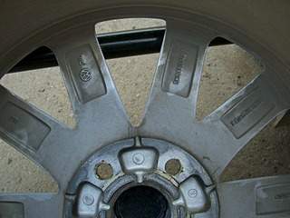 1600 X 1200 153.7 Kb 640 X 480 286.7 Kb R17   VW   6   4 